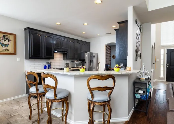 Family - Private Pool - Office - Pet Friendly *
