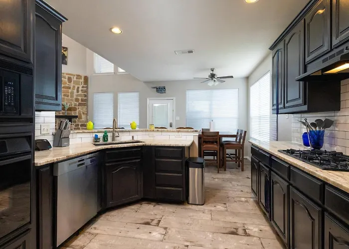 Family - Private Pool - Office - Pet Friendly Holiday home