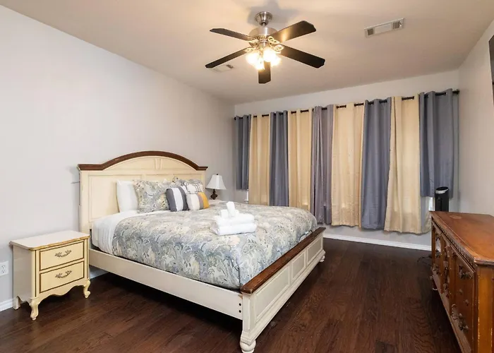 Family - Private Pool - Office - Pet Friendly Holiday home