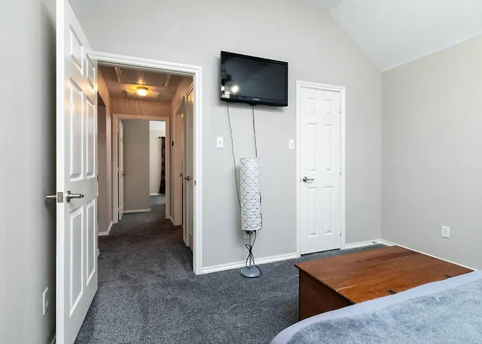 Family - Private Pool - Office - Pet Friendly