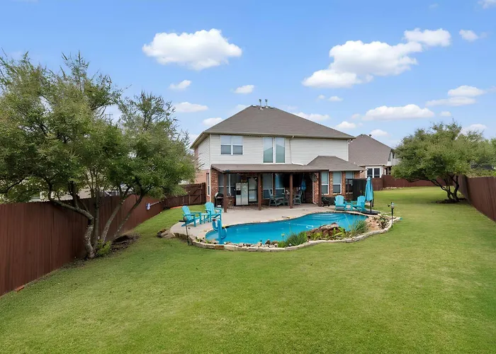 Family - Private Pool - Office - Pet Friendly Holiday home *